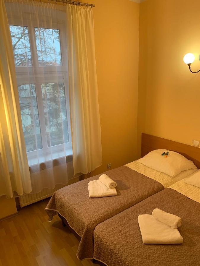 Ow Meduza I Biala Mewa Hotel Miedzyzdroje Exterior foto